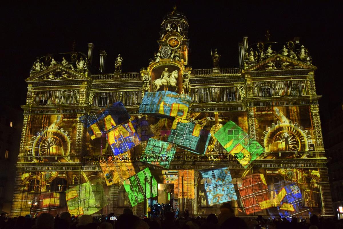 Fête des Lumières de Lyon : une célébration unique qui charme la planète