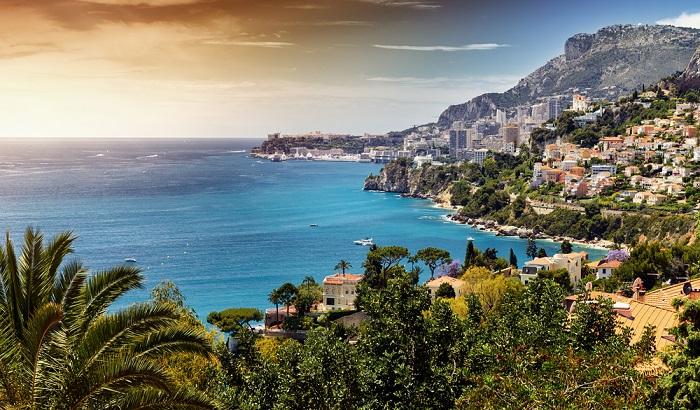 Itinéraire de Mars : la Côte d'Azur, de Toulon à Menton