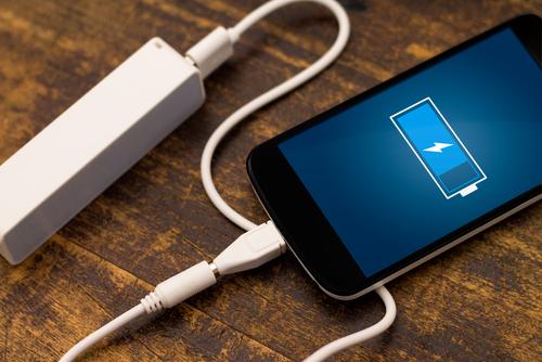 Recharger son smartphone en 5 minutes est maintenant possible (c) Shutterstock