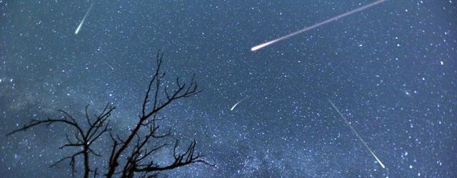 Pluie d'étoiles filantes cette nuit