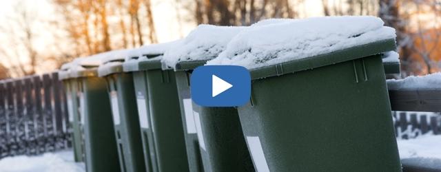 Difficile de rentrer les poubelles quand le sol est gelé !