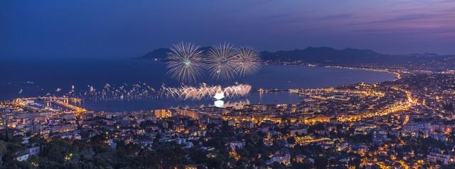 Feu d'artifice baie de Cannes