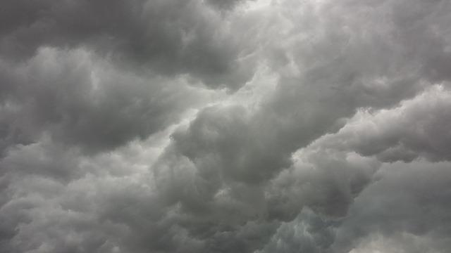 Un tempête spectaculaire au vietnam