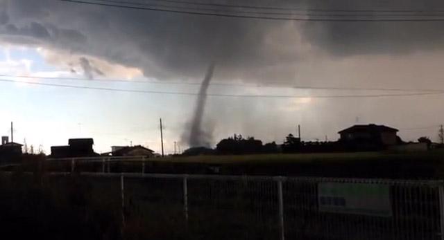 Le Japon touché par une tornade