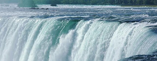 Will Gadd a escaladé les Chutes du Niagara !