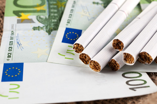 Une nouvelle hausse des prix du tabac en 2017 (c) Shutterstock
