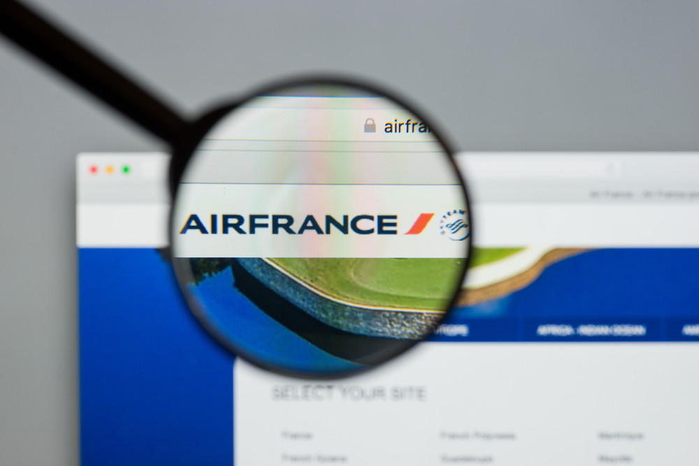 Un site qui ressemble visuellement à un site bien connu ne l'est pas nécessairement.