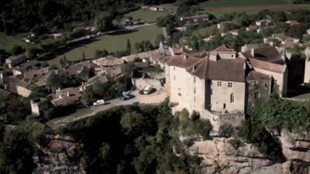 Un petit village perché ...