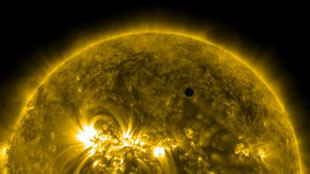 Incroyables images du transit de Vénus 2012
