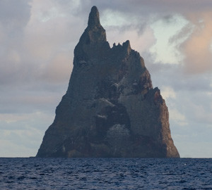 Ball_Pyramid_North