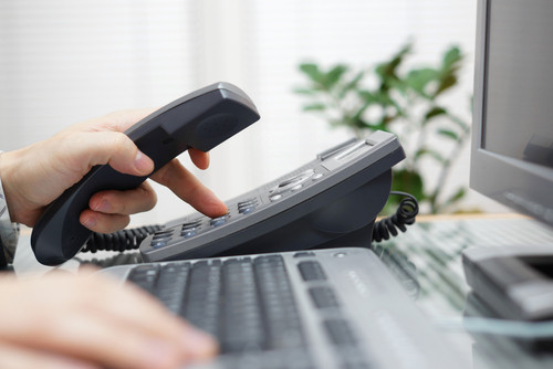 Le démarchage téléphonique dénoncé par l'UFC-Que Choisir (c) Shutterstock