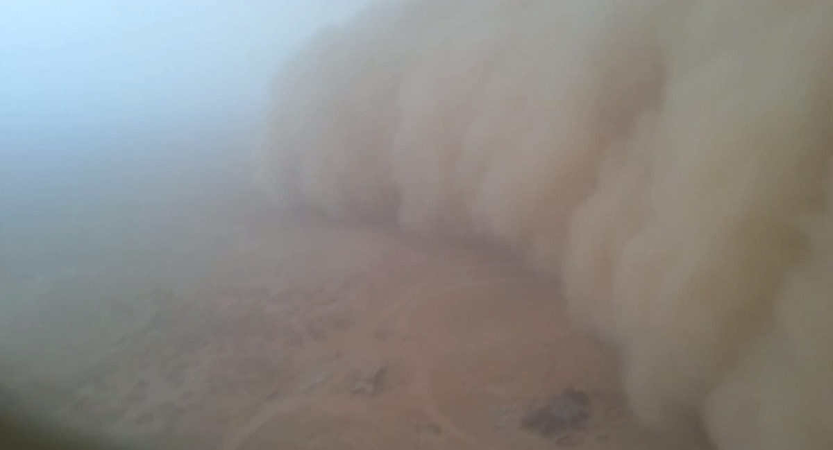 Tempête de sable vue d'un avion