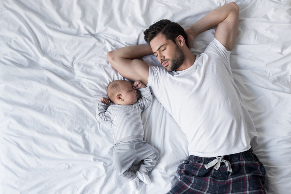 Le congé paternité est aujourd'hui de 11 jours consécutifs pour une naissance simple.