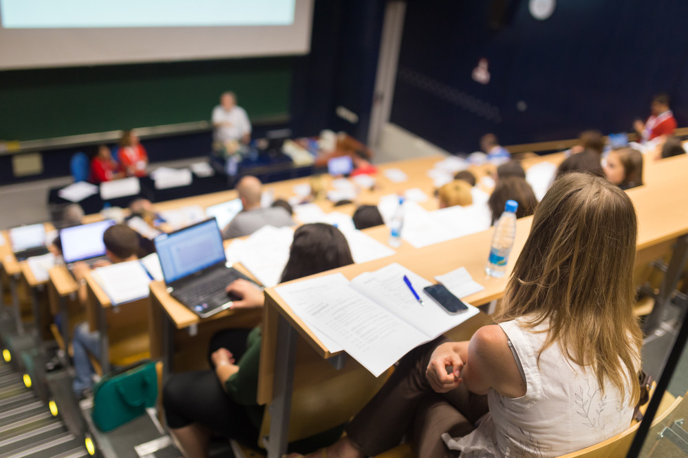 Ils sont encore 66 400 étudiants sans affectation à quelques semaines de la rentrée.