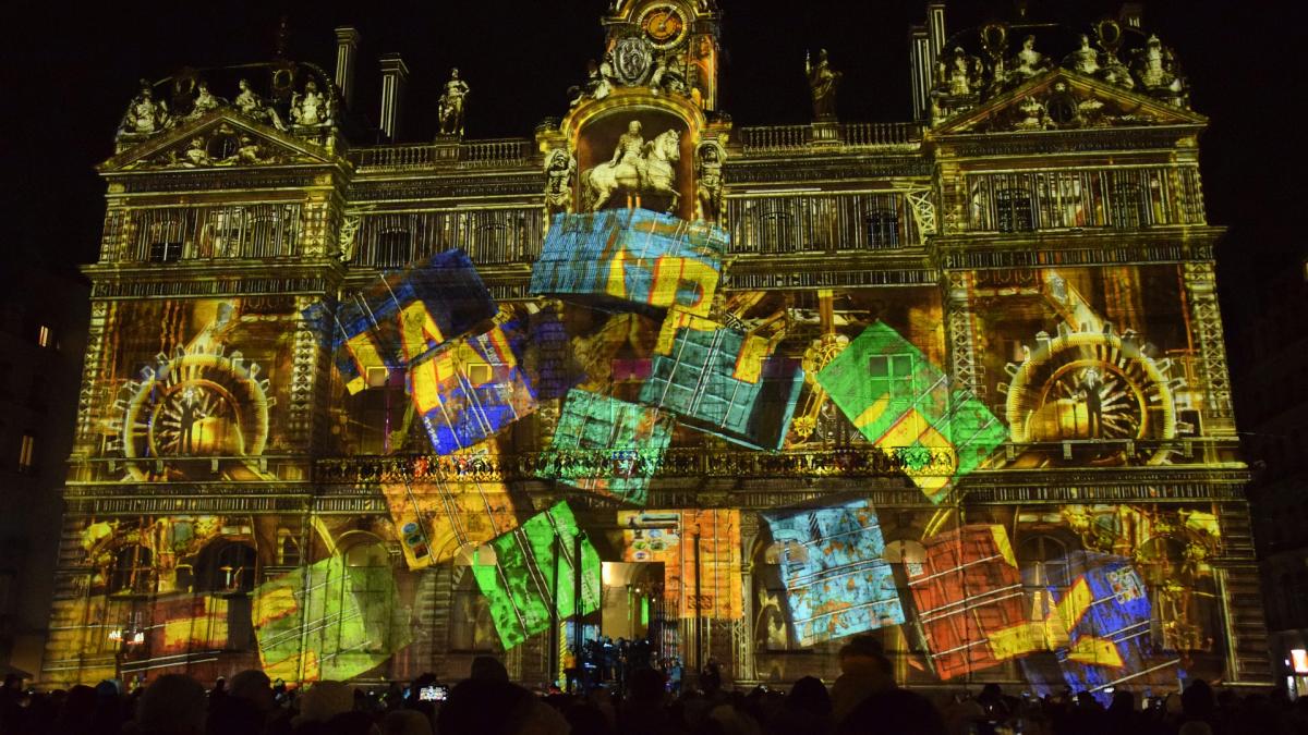 Fête des Lumières de Lyon : une célébration unique qui charme la planète
