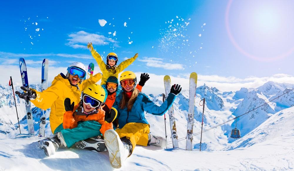 5 destinations où skier en France en février 2023