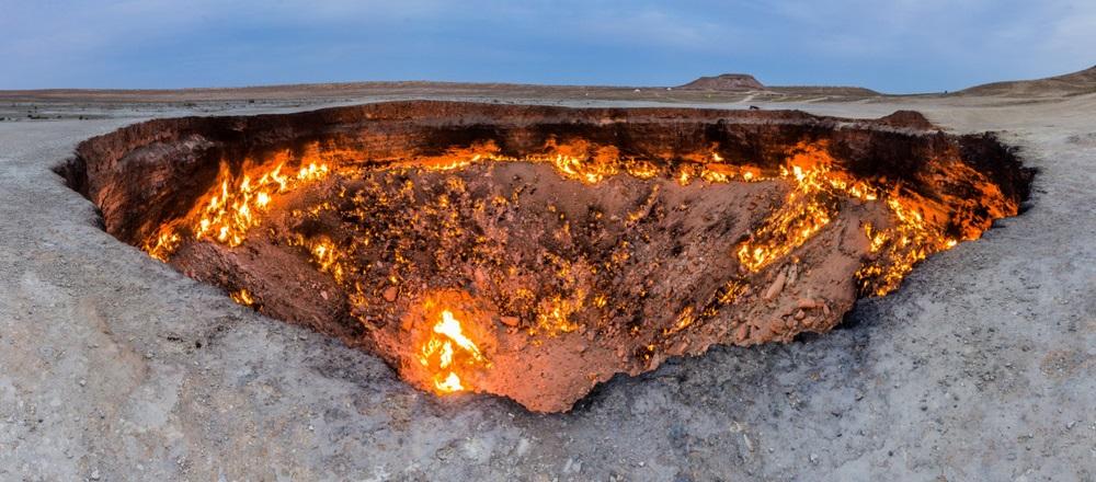 Turkménistan : un cratère en feu depuis 1971 pose problème