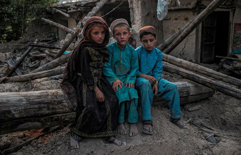 Afghanistan : plus de 2 000 morts dans un séisme samedi