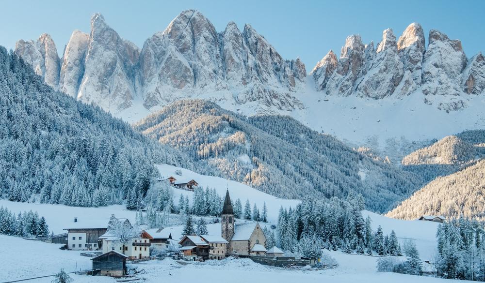 4 villes & villages de montagne à voir en hiver en France