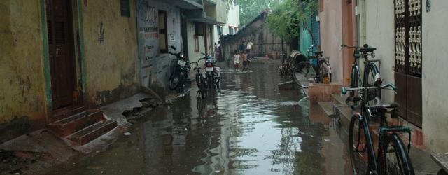 Inondations spectaculaires et mortelles en Inde