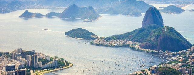 Survolez les plus beaux paysages du Brésil