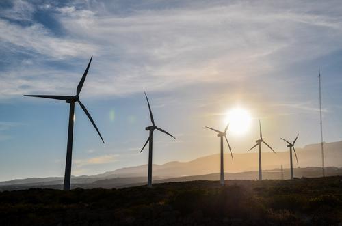 une nouvelle éolienne pourrait résister aux typhons et produire de l'énergie (c) Shutterstock
