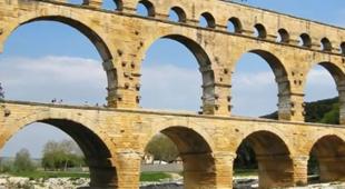 Découvrez le pont du Gard