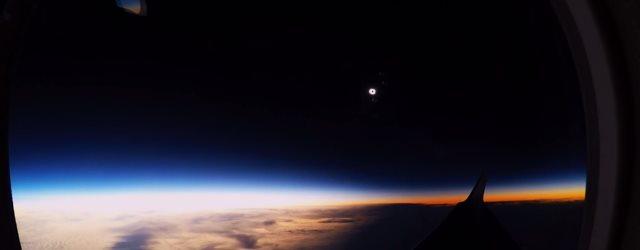 L'éclipse vue depuis la stratosphère