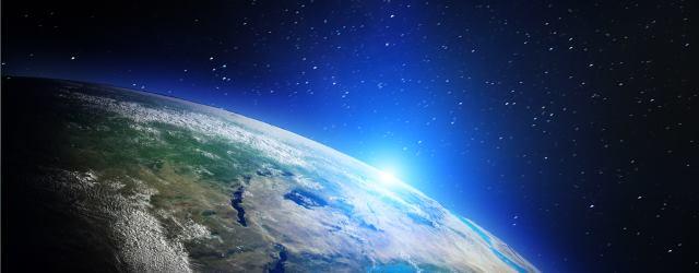Vidéo spectaculaire de la terre depuis l'espace