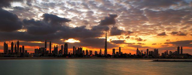 Orage de grêle impressionnant à Dubaï 