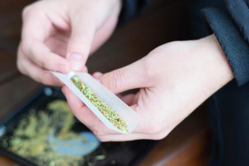 joint de cannabis 