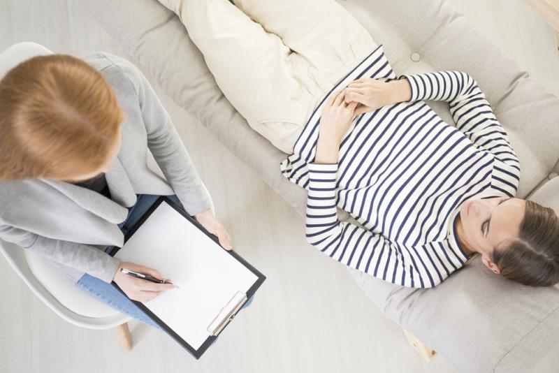 L'hypnose est de plus en plus pratiquée dans les hôpitaux.