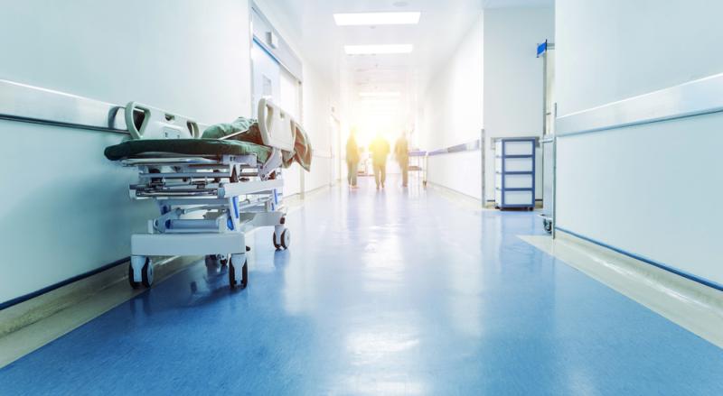 Une bactérie résistante aux antibiotiques se répand dans les hôpitaux.