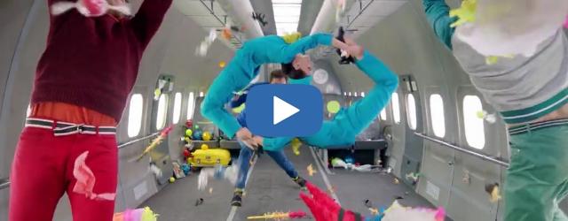 Le clip hallucinant du groupe OK Go tout en apesanteur