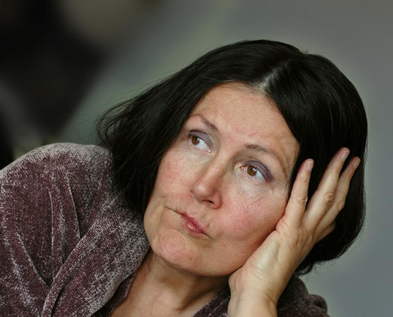 Le bonheur baisse ainsi d'année en année jusqu'aux 40 ans