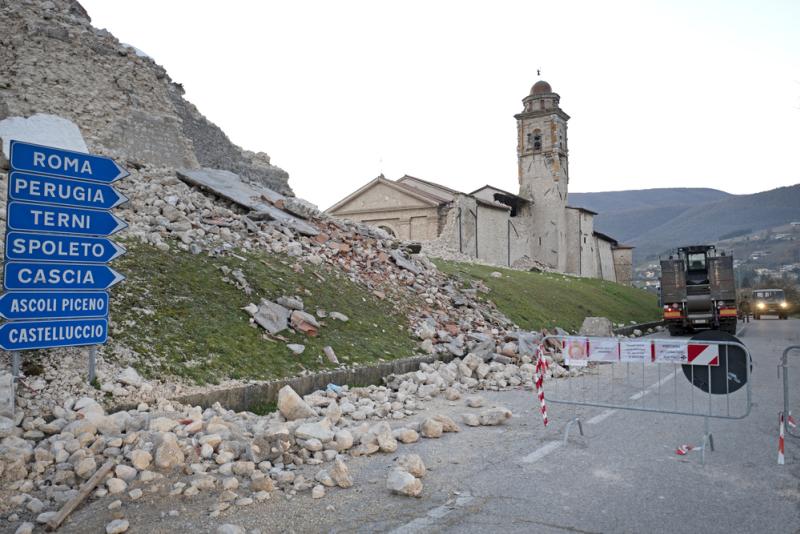 Les dégâts causés à l'infrastructure sont évalués à 2,7 milliards d'euros.