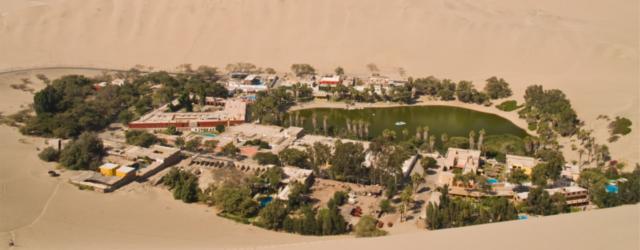 Le mirage de l'Oasis de Huacachina, au Pérou