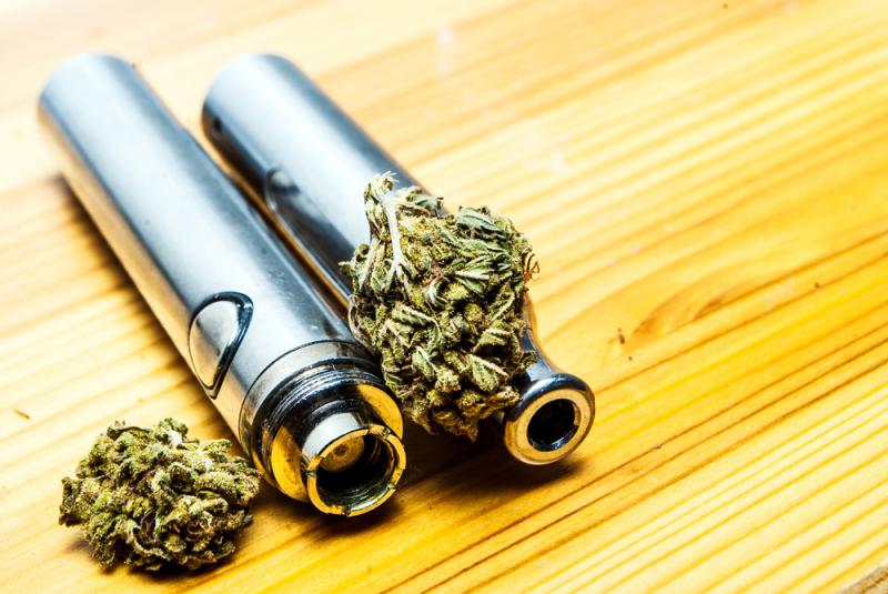 Le cannabidiol serait dépourvu de propriétés stupéfiantes.