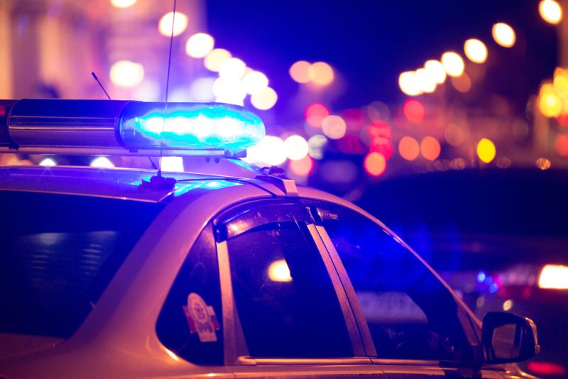 recherché par la police
