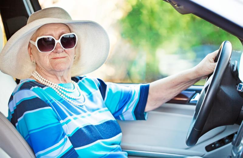 Pas question pour l'instant de visite médical pour les seniors qui prennent le volant. 