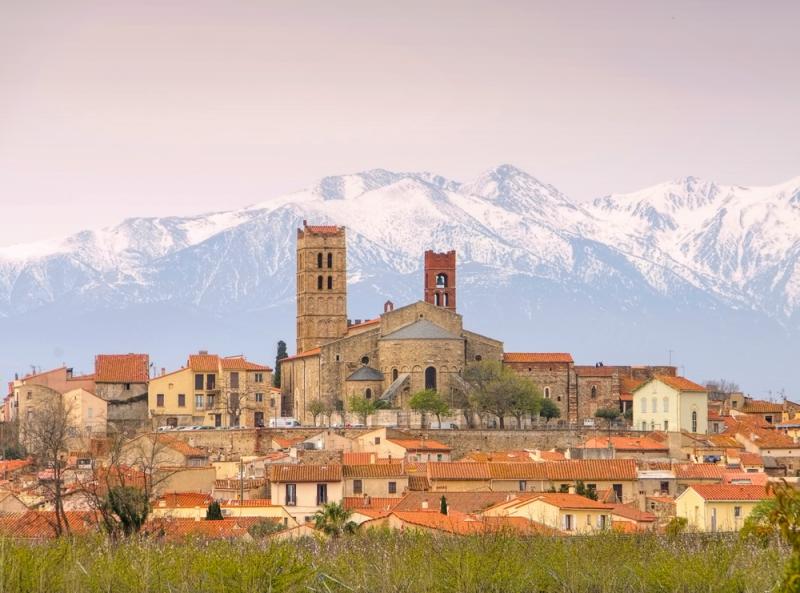 Le village d'Elne (Pyrénées-Orientales) abrite un musée dédié au peinte Étienne Terrus.