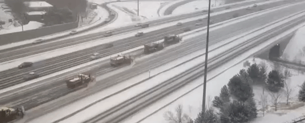 Insolite : Déneigement d'autoroutes au Canada