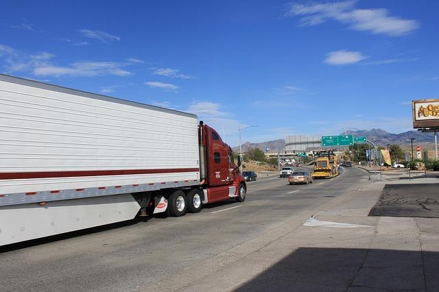 Le premier camion sans chauffeur (c) Shutterstock