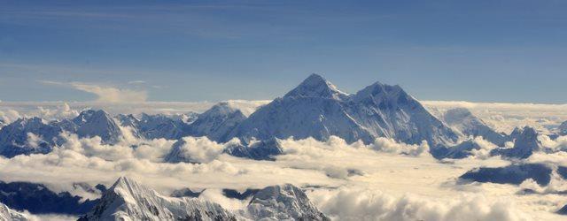 La beauté du Népal vue du ciel