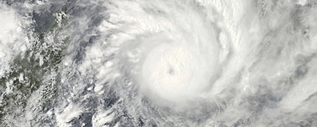 [La Réunion] Le Cyclone Felleng en approche