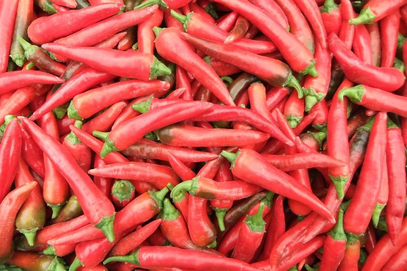 Un homme de 34 ans a été pris de fortes migraines après avoir ingéré un piment.