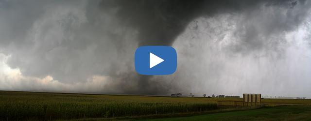 Formation en live d'une tornade aux USA