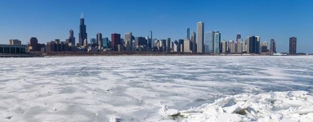 Retour en hiver avec une vidéo spectaculaire du lac Michigan gelé