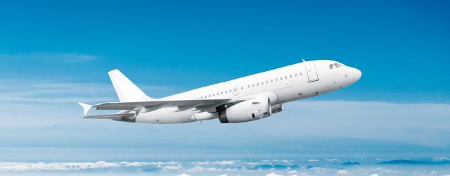 Un avion d'Air France vidange son kérosène