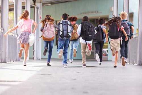 enfants à l'école 